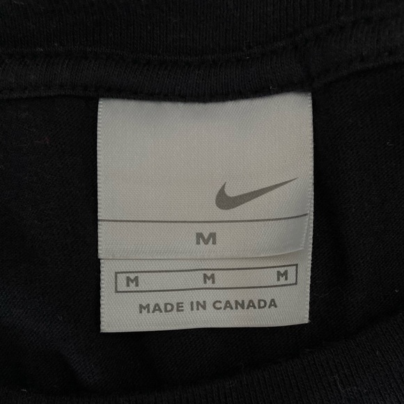 Black Nike t-shirt in size medium good condition - Picture 4 of 4